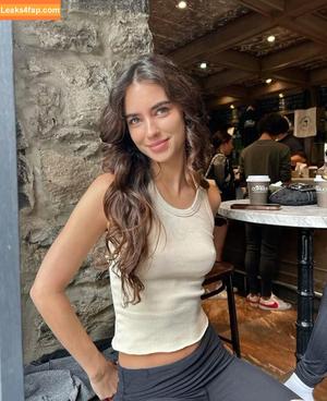 Elisha & Renee Herbert photo #0480