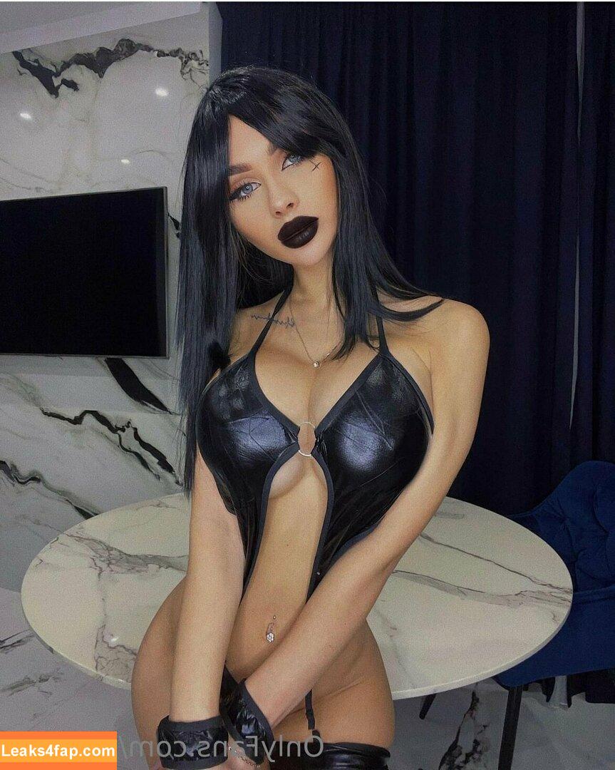 elissa_a / elissazkh leaked photo photo #0058