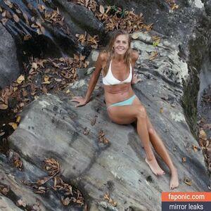 Eliza Coupe photo #0083