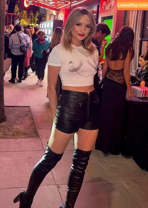 Eliza Jane photo #0051