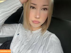 elizabetestrode photo #0001