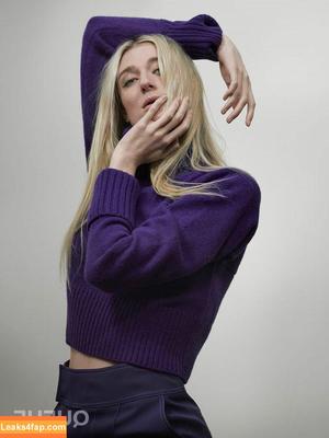 Elizabeth Debicki photo #0053