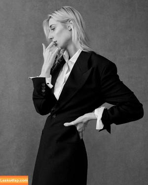 Elizabeth Debicki photo #0055