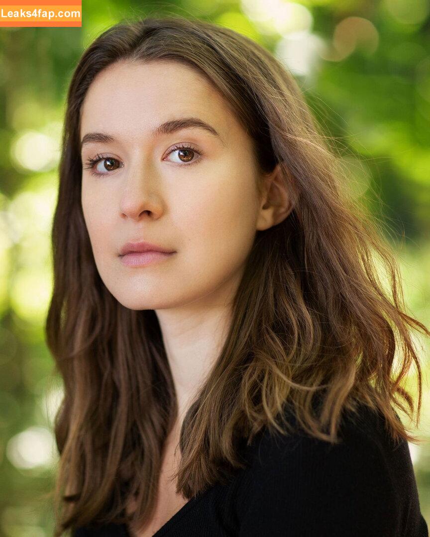 Elizabeth Dulau /  leaked photo photo #0001