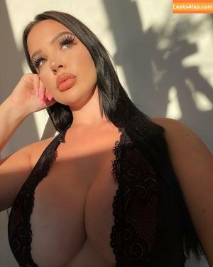 Elizabeth Georgina фото #0002