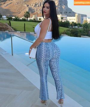 Elizabeth Georgina фото #0004