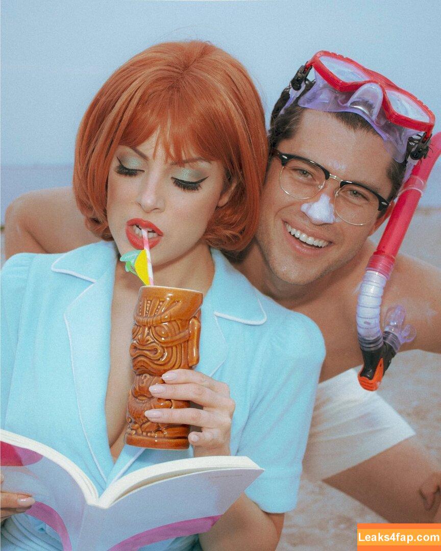 Elizabeth Gillies / lizgillz leaked photo photo #0411