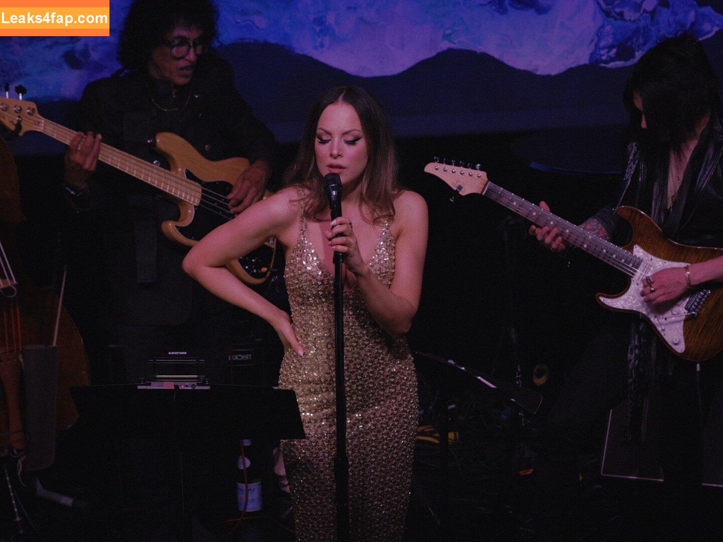 Elizabeth Gillies / lizgillz leaked photo photo #0426