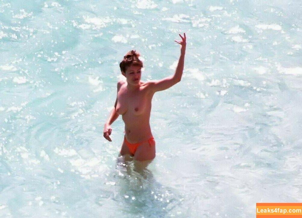 Elizabeth Hurley / elizabethhurley1 leaked photo photo #0241