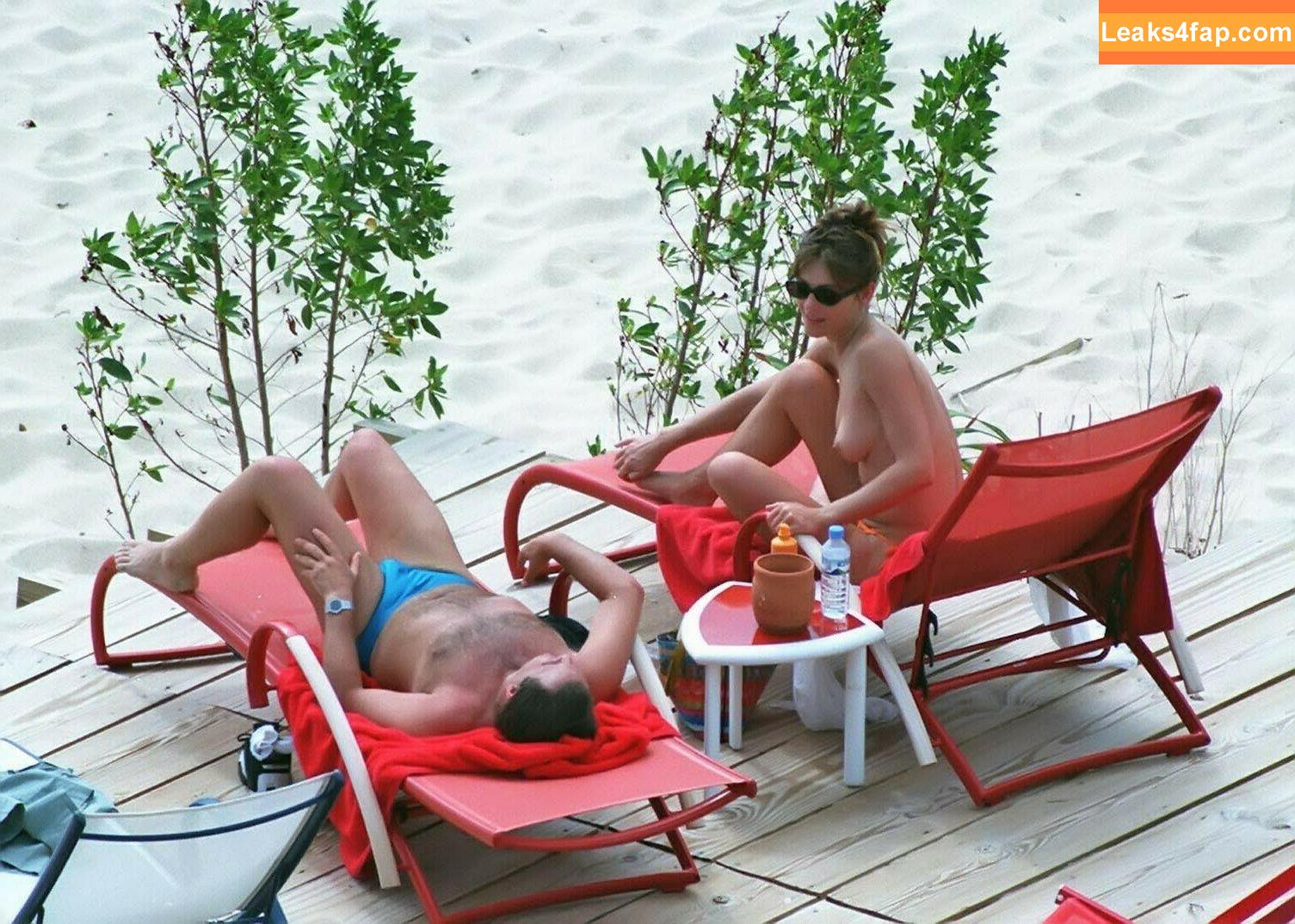 Elizabeth Hurley / elizabethhurley1 leaked photo photo #0244