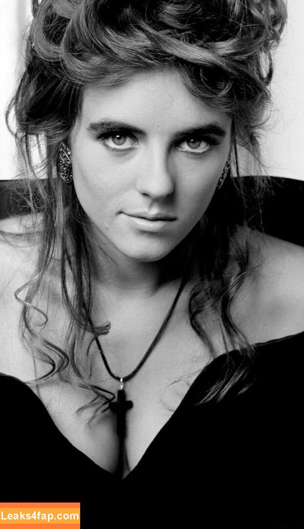 Elizabeth Hurley / elizabethhurley1 leaked photo photo #0384