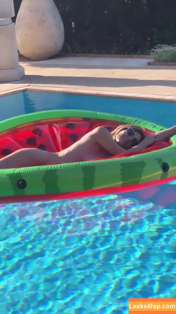 Elizabeth Hurley / elizabethhurley1 leaked photo photo #0470