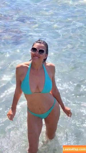 Elizabeth Hurley photo #0570