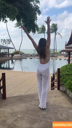 Elizabeth Hurley photo #0676