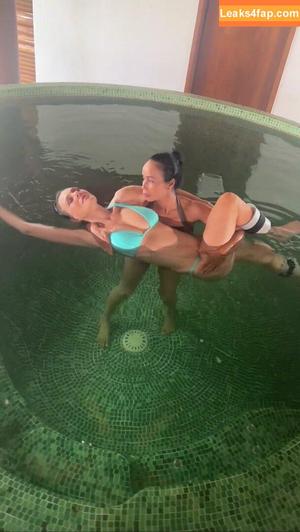 Elizabeth Hurley photo #0685