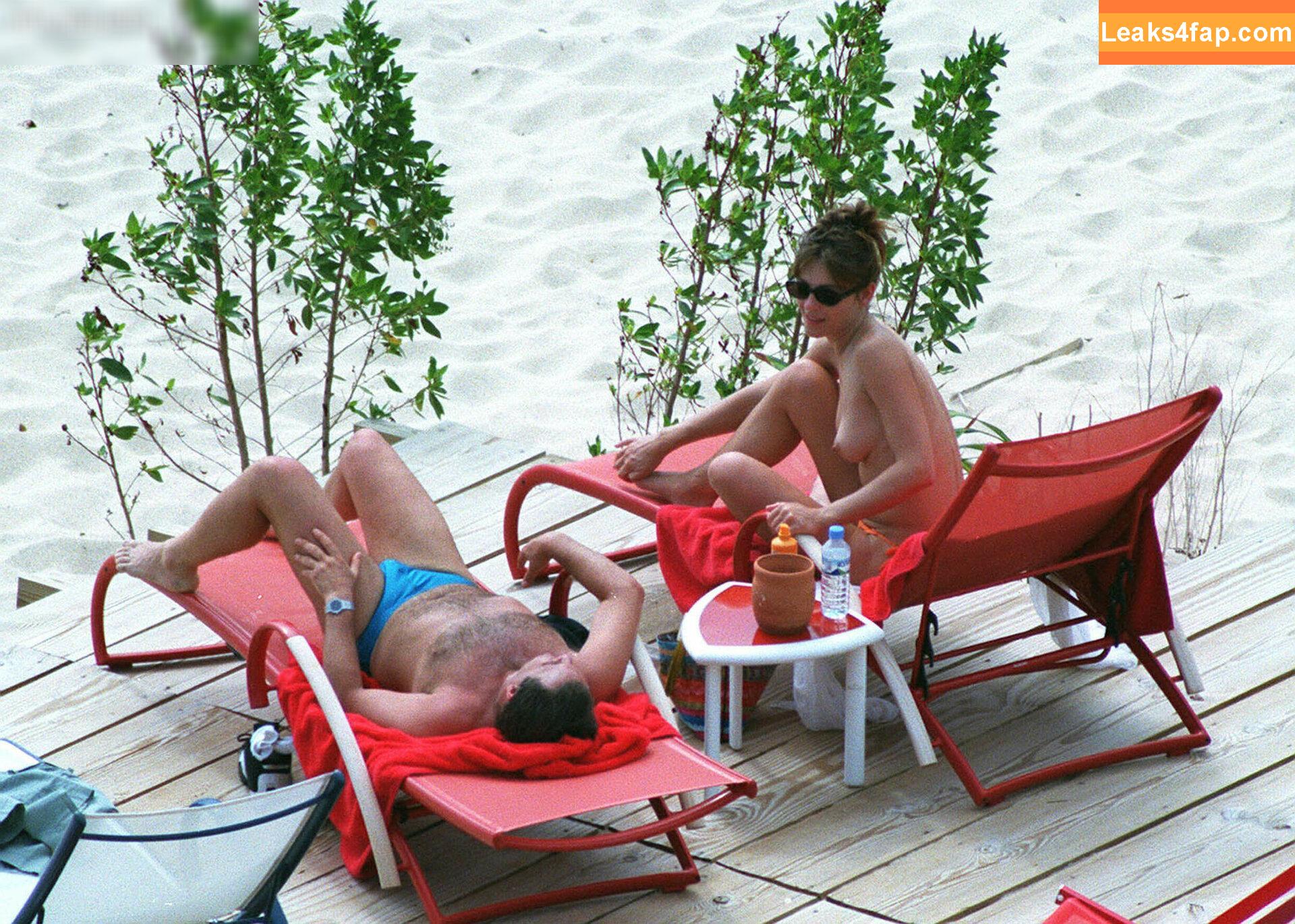 Elizabeth Jane Hurley / ElizabethHurley / elizabethhurleybeach leaked photo photo #0022