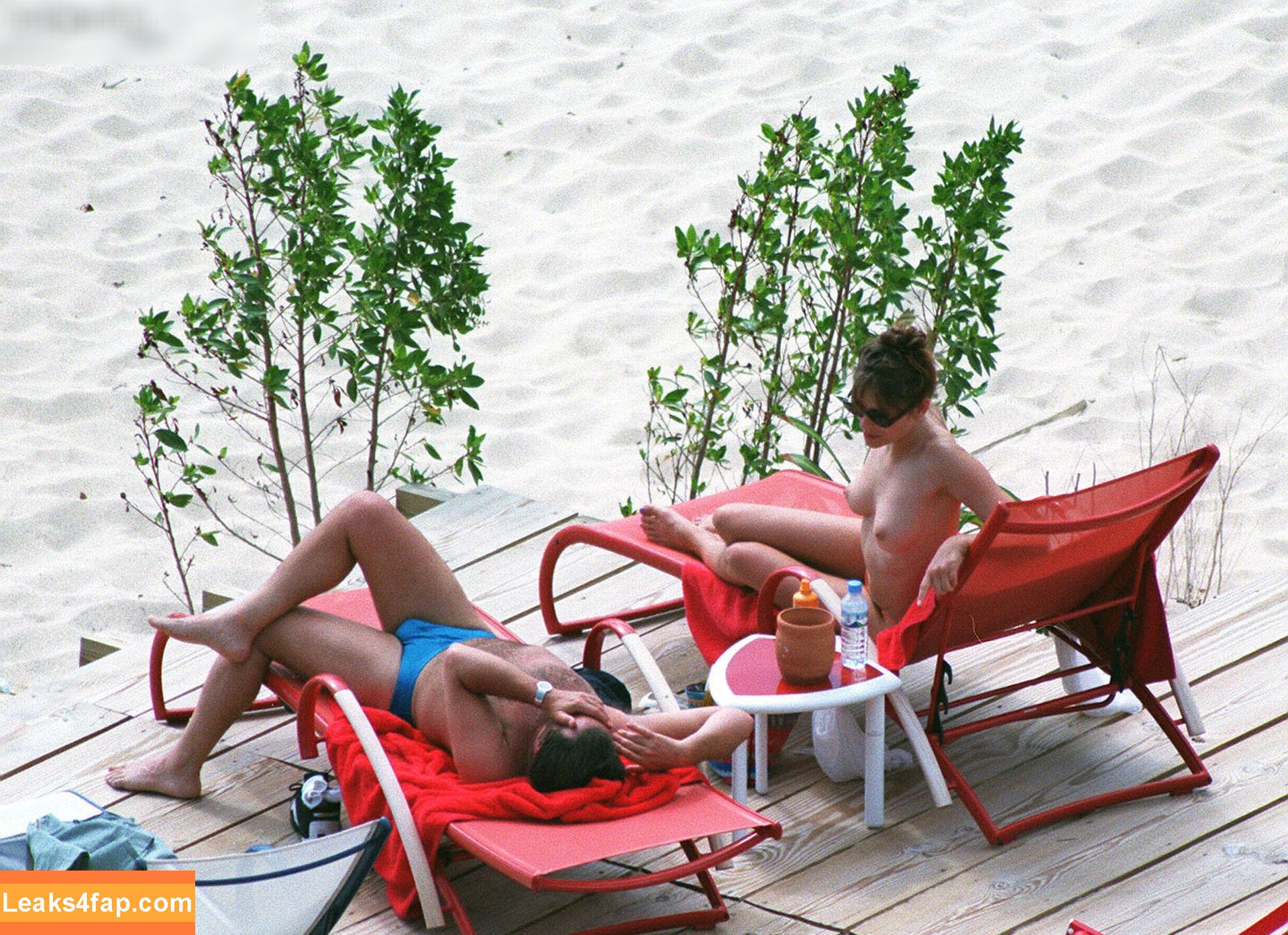 Elizabeth Jane Hurley / ElizabethHurley / elizabethhurleybeach leaked photo photo #0025