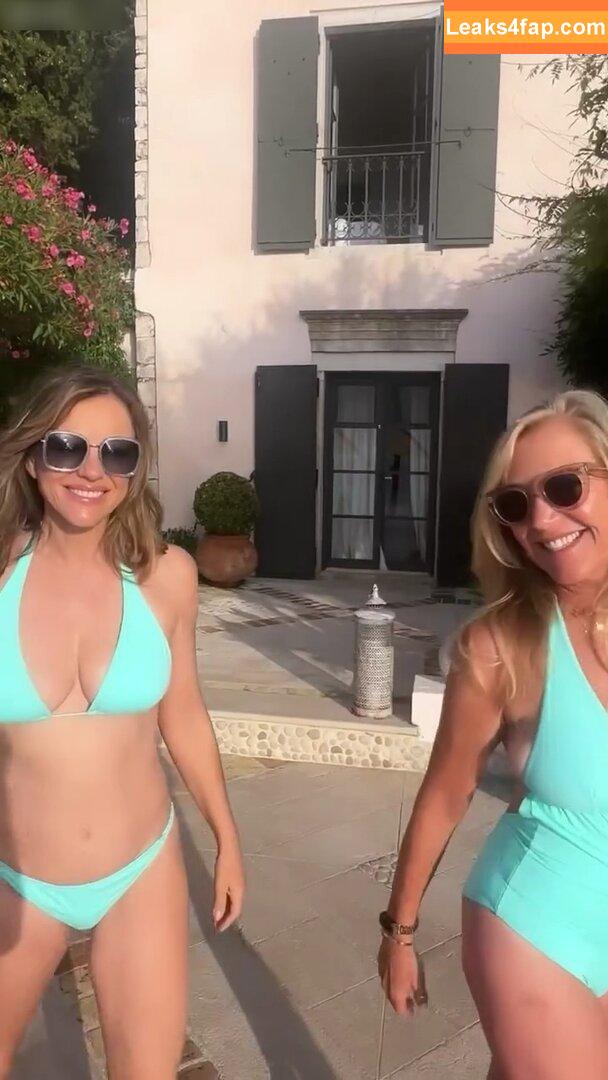 Elizabeth Jane Hurley / ElizabethHurley / elizabethhurleybeach leaked photo photo #0139