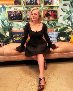 Elizabeth Moss photo #0037