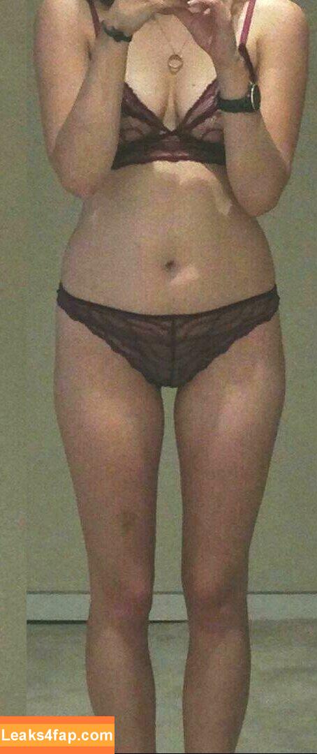 Elizabeth Olsen / elizabetholsendaily / lizabeth_olsen leaked photo photo #0005