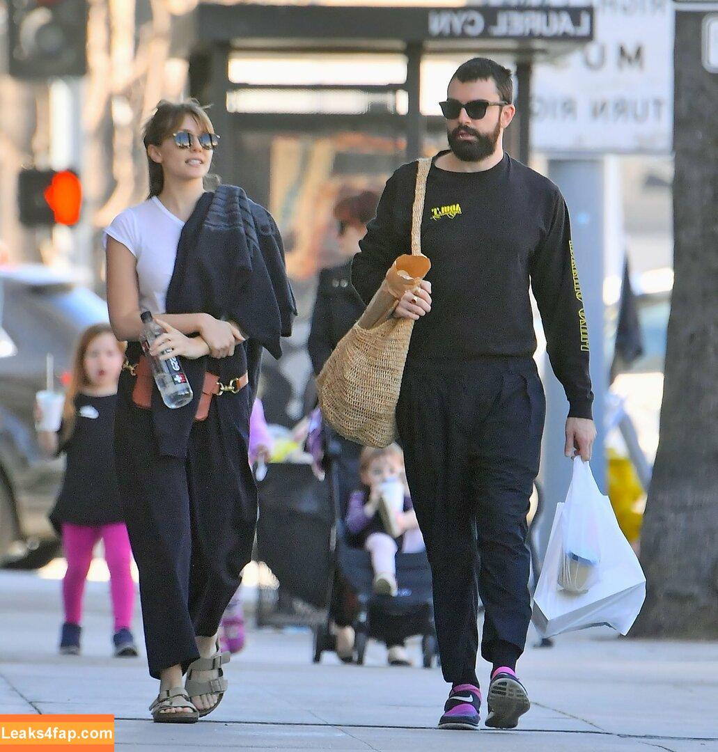 Elizabeth Olsen / elizabetholsendaily / lizabeth_olsen leaked photo photo #0008