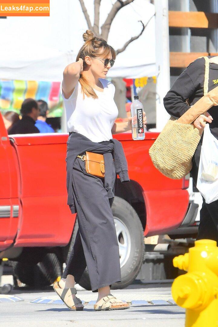 Elizabeth Olsen / elizabetholsendaily / lizabeth_olsen leaked photo photo #0010