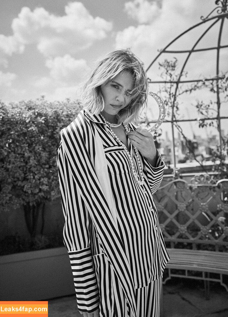 Elizabeth Olsen / elizabetholsendaily / lizabeth_olsen leaked photo photo #0158