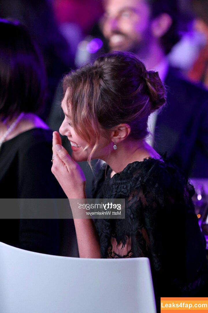 Elizabeth Olsen / elizabetholsendaily / lizabeth_olsen leaked photo photo #0234