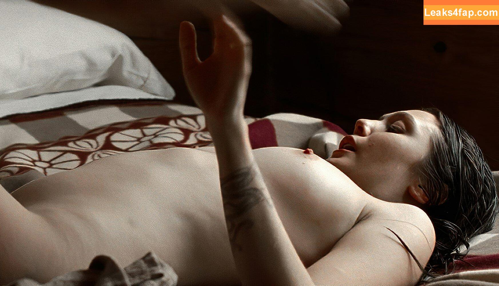 Elizabeth Olsen / elizabetholsendaily / lizabeth_olsen leaked photo photo #0600