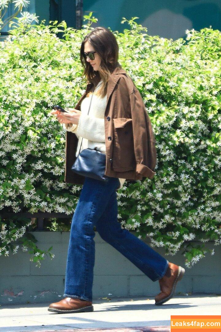 Elizabeth Olsen / elizabetholsendaily / lizabeth_olsen leaked photo photo #0850