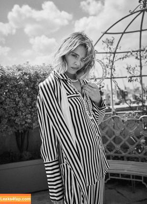 Elizabeth Olsen photo #0158