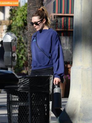 Elizabeth Olsen photo #0295