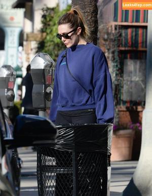 Elizabeth Olsen photo #0296