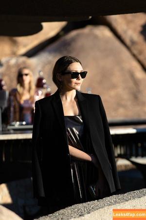 Elizabeth Olsen photo #0312