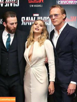 Elizabeth Olsen photo #0326