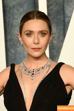 Elizabeth Olsen photo #0386