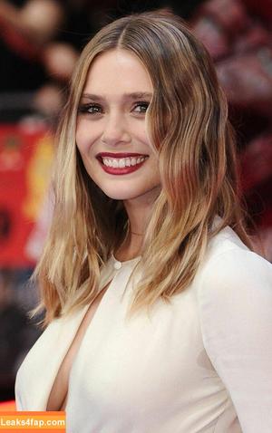 Elizabeth Olsen photo #0597