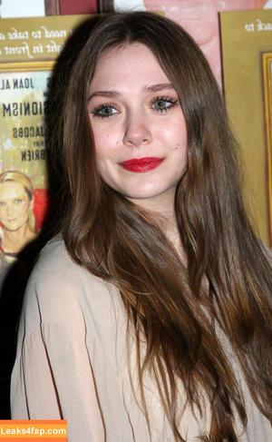 Elizabeth Olsen photo #0711