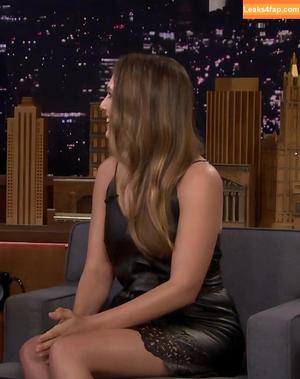 Elizabeth Olsen photo #0789