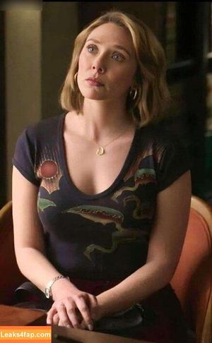 Elizabeth Olsen photo #0975