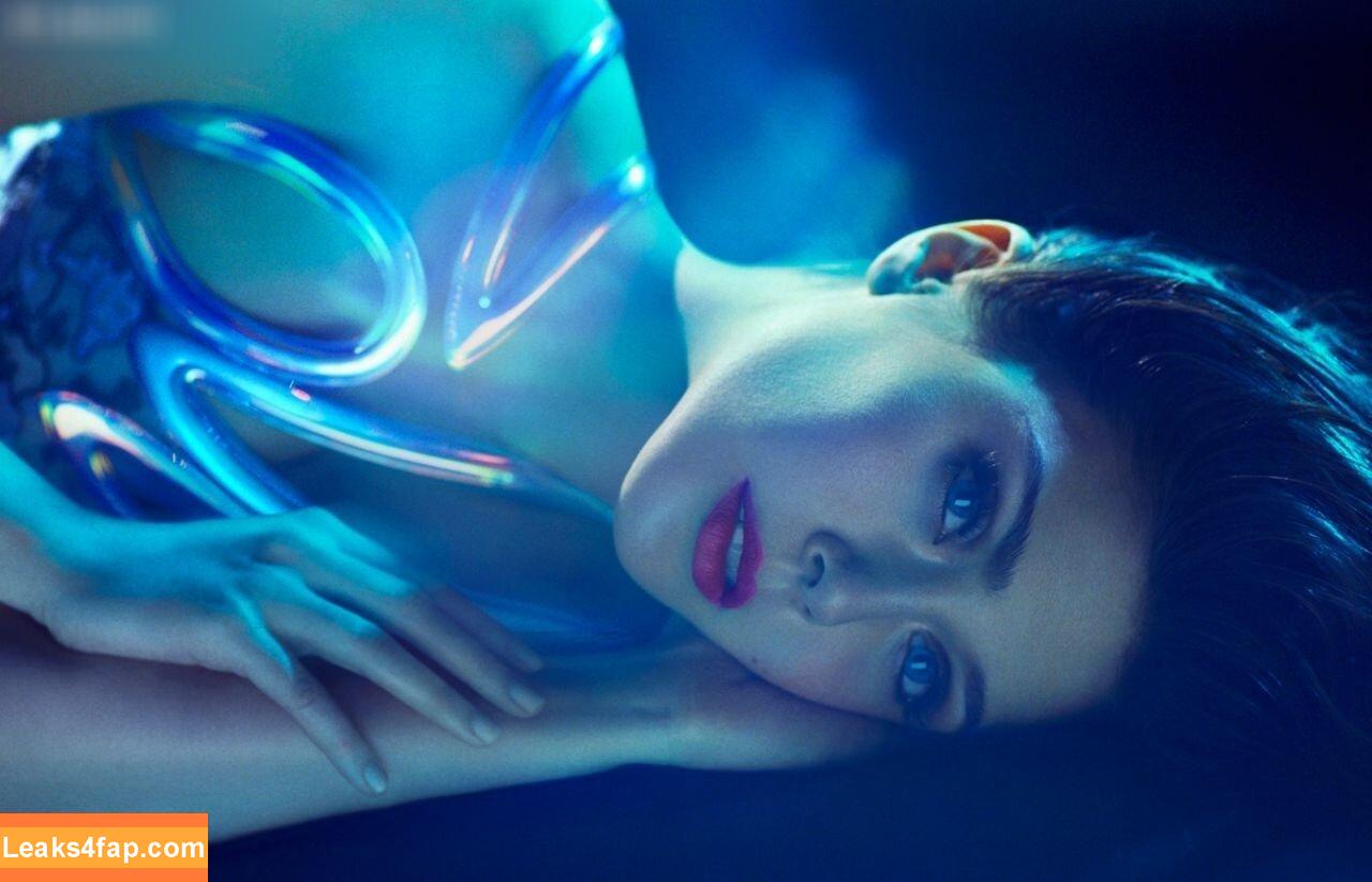 Elizabeth Olsen / elizabetholsendaily / lizabeth_olsen leaked photo photo #1187