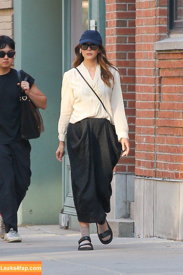 Elizabeth Olsen / elizabetholsendaily / lizabeth_olsen leaked photo photo #1289