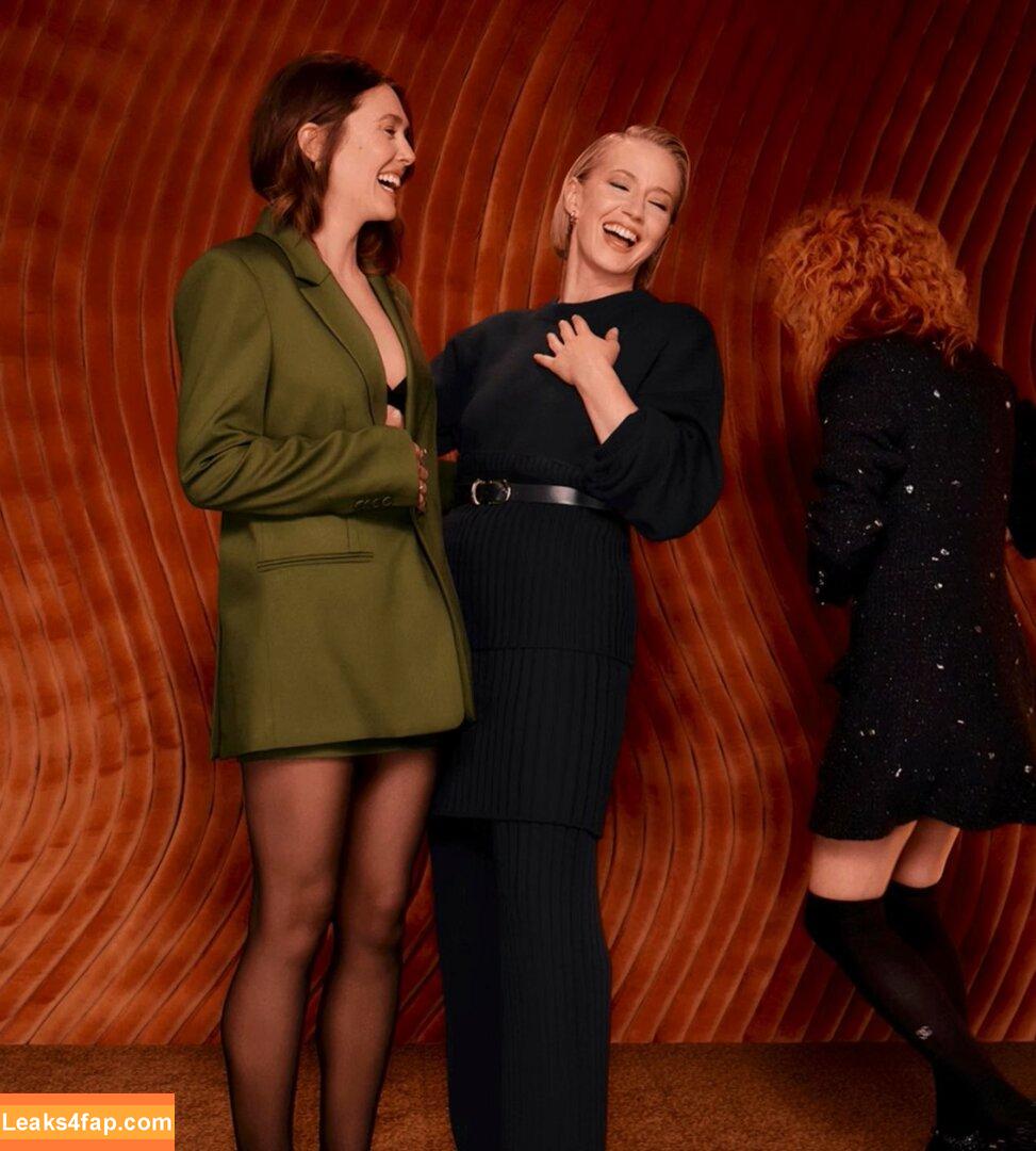 Elizabeth Olsen / elizabetholsendaily / lizabeth_olsen leaked photo photo #1536