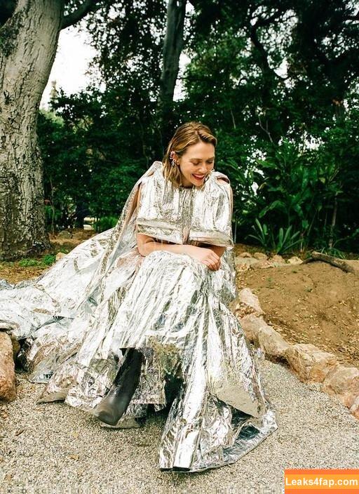 Elizabeth Olsen / elizabetholsendaily / lizabeth_olsen leaked photo photo #1563