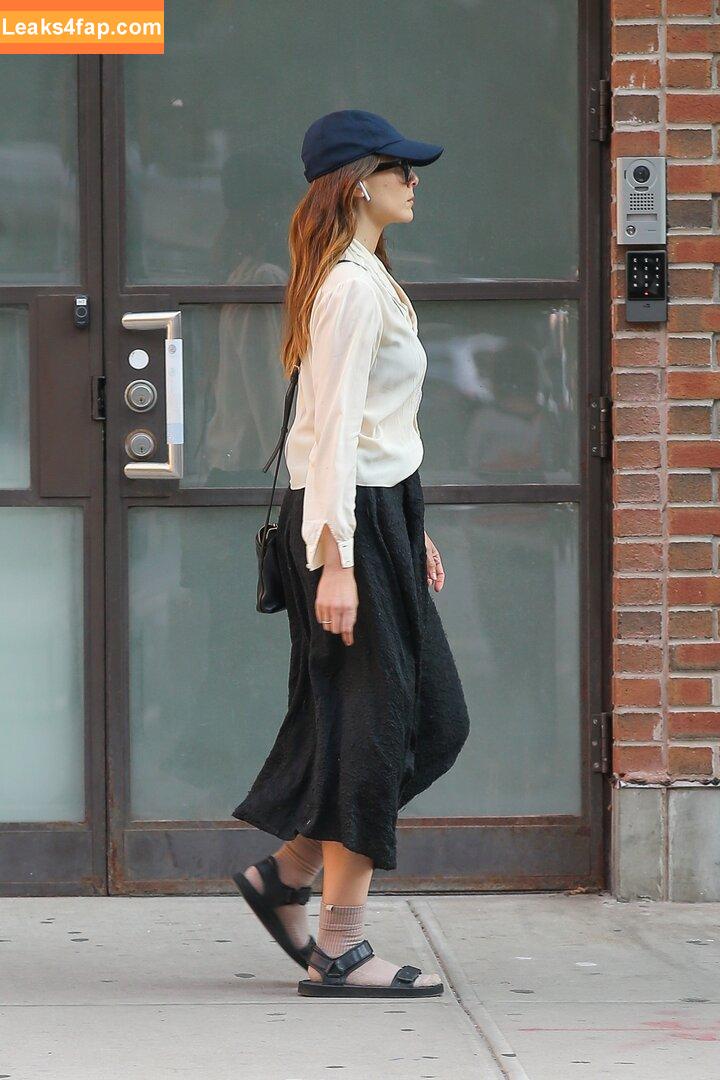 Elizabeth Olsen / elizabetholsendaily / lizabeth_olsen слитое фото фото #1729