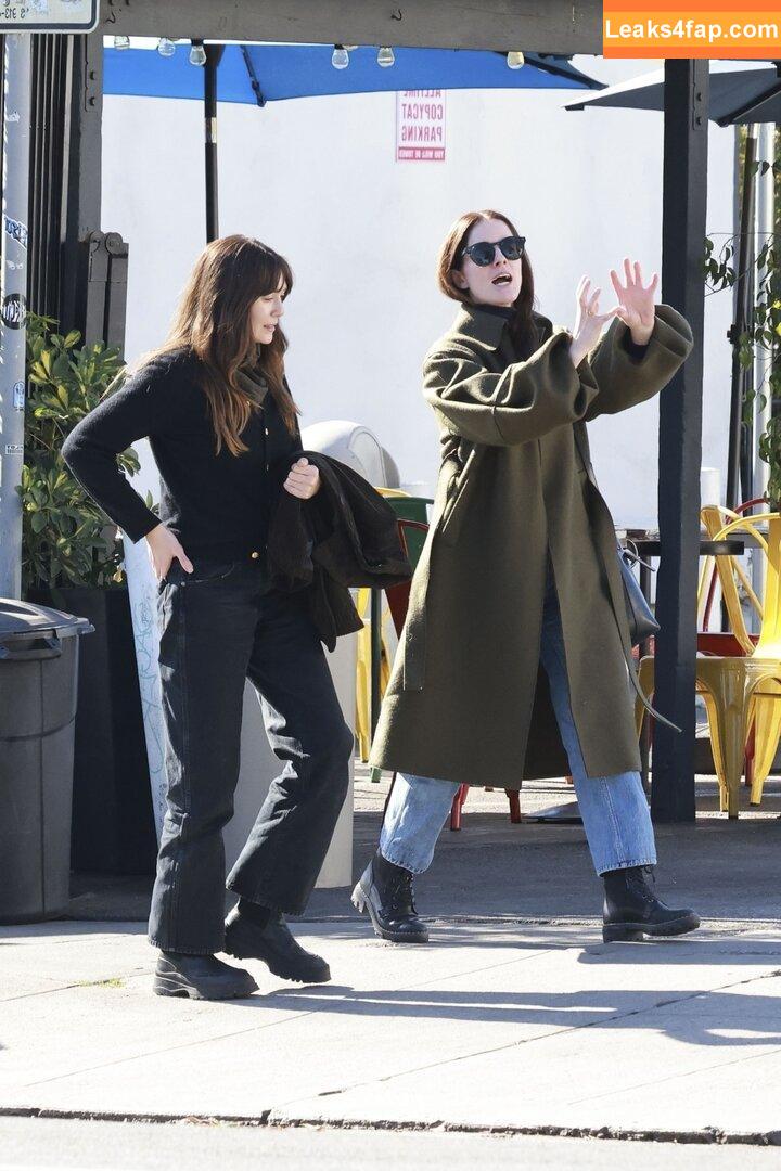 Elizabeth Olsen / elizabetholsendaily / lizabeth_olsen leaked photo photo #1947