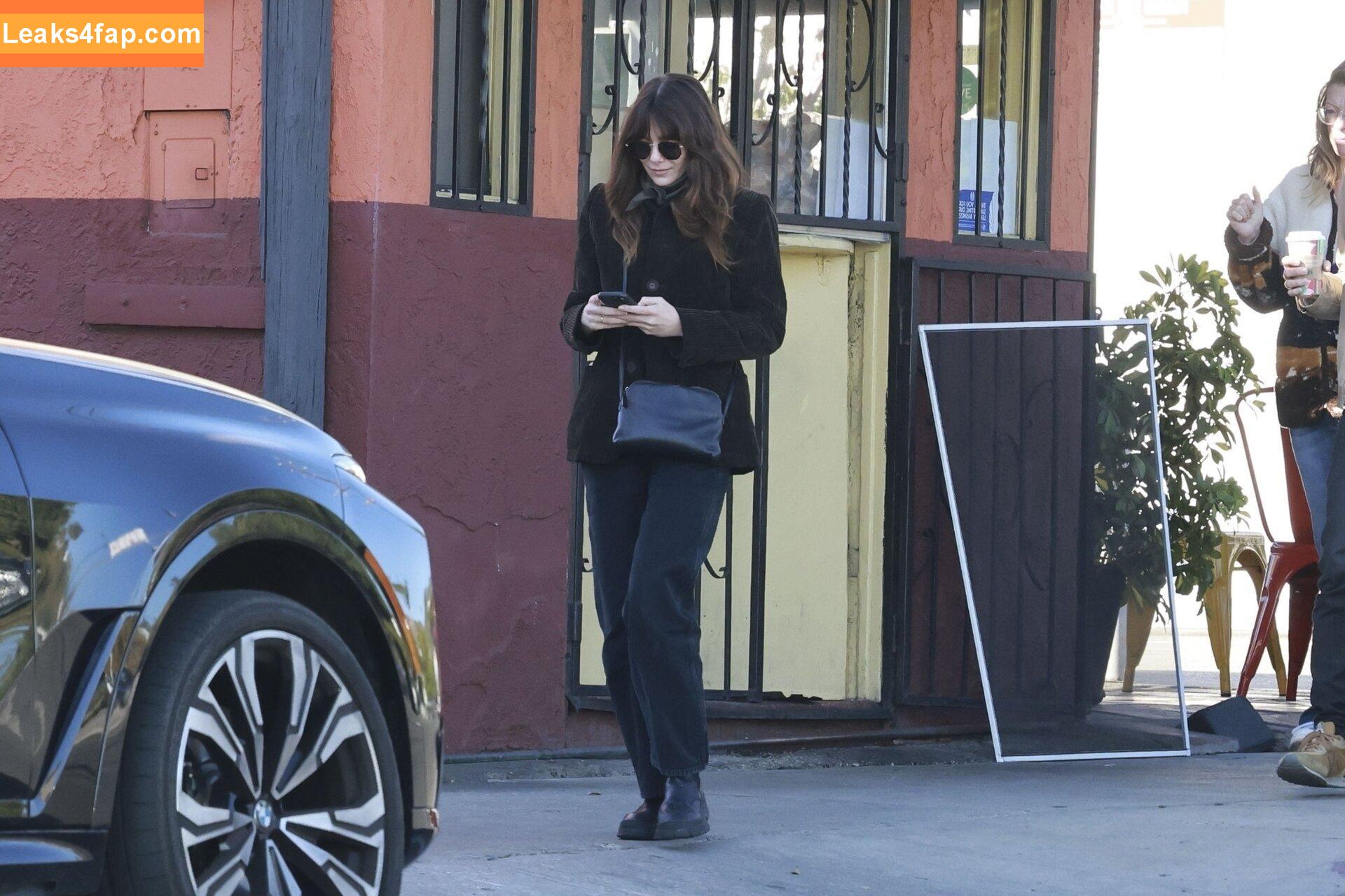 Elizabeth Olsen / elizabetholsendaily / lizabeth_olsen leaked photo photo #1950