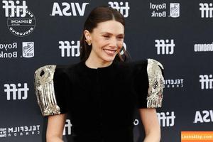 Elizabeth Olsen photo #1356