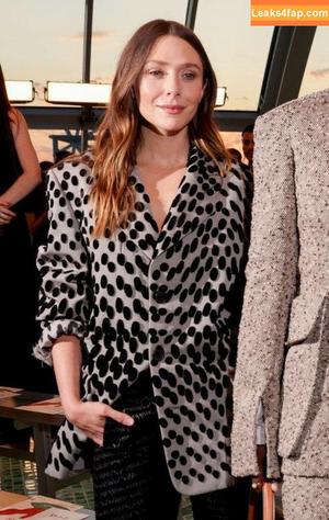 Elizabeth Olsen photo #1416