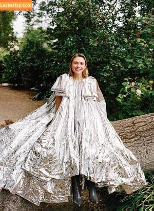 Elizabeth Olsen photo #1565